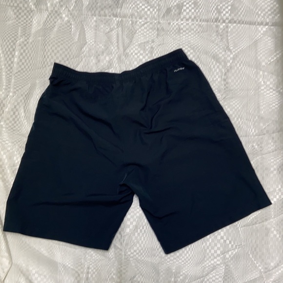 REEBOK size M Board Shorts - Picture 3 of 6